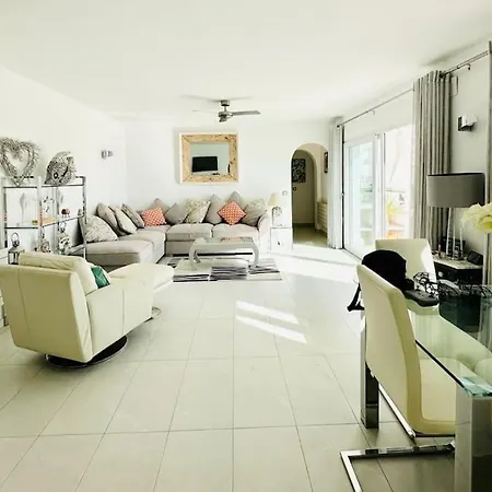 Casa Helena Cumbre - Incredible Views! With Private Pool Villa